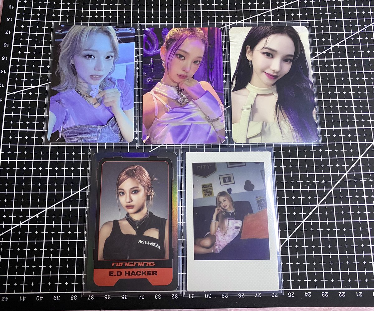 syecartz's tweet photo. 💌 . . . #syecartzmails ♡
from : @lalisarch
⤿ hello! i already received the items, they arrived safely ^^ thank u for letting me adopt them and also for the smooth transaction & for giving the kwangya album for free <3
#archproofs https://t.co/x6wK1XBR7B