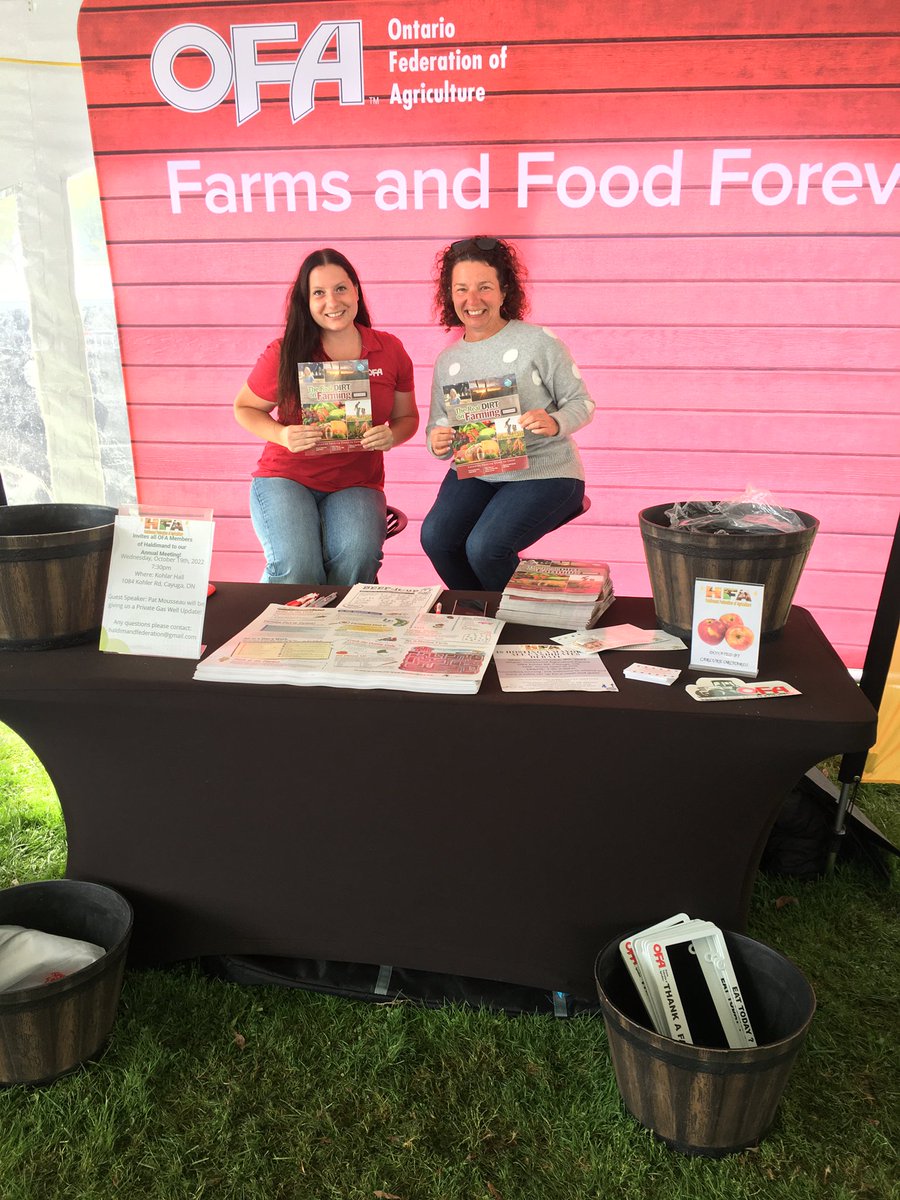 StonemanFarming's tweet photo. We are at the Caledonia Fair again today and Meet Your Local Farmer. Come on over and chat up these Farm-hers @OntarioFarms @HFAGRICULTURE @Cathy_Lennon @CoverdaleKaylee https://t.co/1S4UZnfDgY