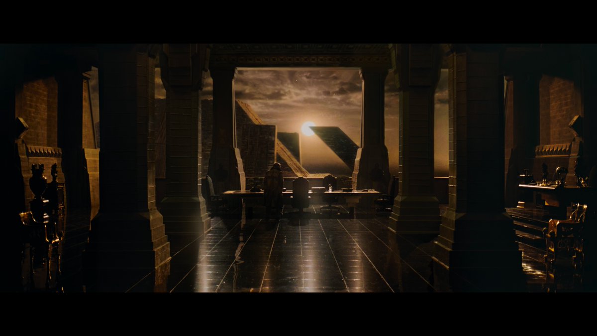 Cakes_Comics's tweet image. Blade Runner is 40 years old. Forty flippin years old. It’s in my opinion still perhaps visually and artistically the most amazing film ever made.