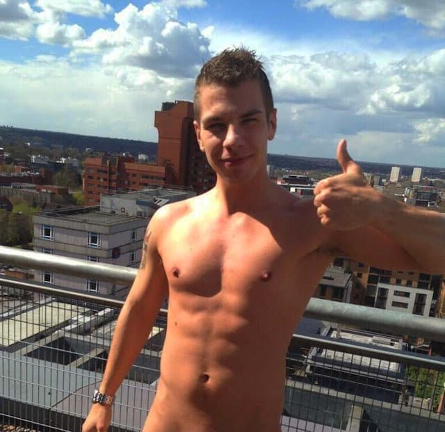 Dial_Gay's tweet photo. Chaud lapin pour sexe https://t.co/8eLDGooAB2 https://t.co/qQJvP851nJ