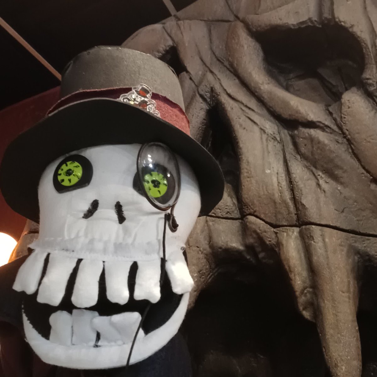HauntedGameCafe's tweet photo. I'm BAAAAAACK! It's October again and so I, Oscar the poltergeist, best of the resident ghosts, most beautiful skeleton, and all around great guy, am taking over! The social medias are MINE! Bahahaha #OscarHaunts#GhoulsJustWannaHaveFun#OscarsTakeover#HappyOctober#FortCollinsLocal https://t.co/DtWA7TlcFV