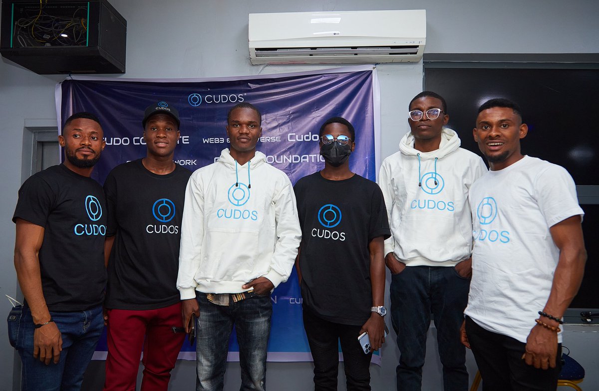Mrbitee's tweet photo. Great experience from the @CUDOS_ Mini Hackathon.
Big thanks to all who attended. 🎊🎊
#CudosMeetupLagos #Cudos #Hackaton https://t.co/zvaDfpnbux