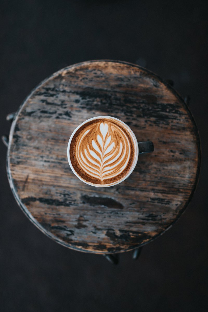 SELECTOS_coffee's tweet photo. Una taza de Café no cambiará el mundo. Pero sin dudas es un gran comienzo 😉

Día Internacional del Café ☕❤️

.
.
.

#CoffeeLover #coffeetime #Coffee #cafe #InternationalCoffeeDay #coffeeday #coffeeroasters #frases #argentina https://t.co/XE6js7smOh