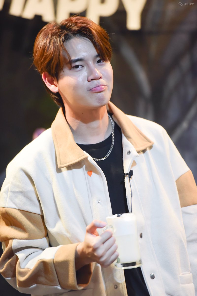 Gyoza_Panpug's tweet photo. อาการมันเป็นยังไง ไหนเล่าสิ
@yinyin_anw #yinyin_anw 
#24thHBDYinAnanday 
#Yinyin24thBDProject2022 https://t.co/opjr6VnxU4