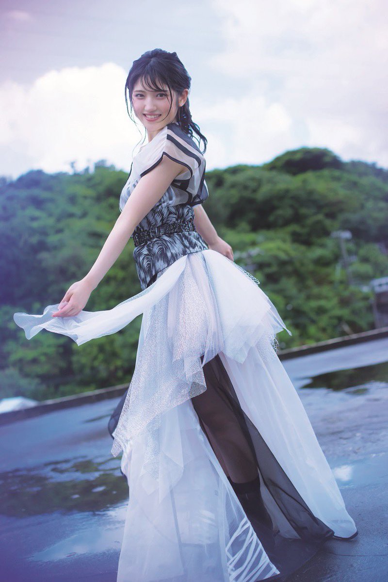 zero_ynmo's tweet photo. 冒頭に写真集の事言われてた！
可愛さですぐ分かるけん、映ったらすぐ分かったわ〜🥰
ゆいりーNice Fight! です。
美しかった💐 
#村山彩希 @yuirii_murayama 
#ゆいりー 
#ふつりー 
#村山彩希1st写真集 
#村山彩希1st写真集普通が好き 
#ふつりーが好き 
#AKB48
#オールスター感謝祭22秋 https://t.co/JYYtG41bDW