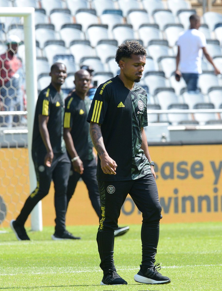 orlandopirates's tweet photo. ☠️ 📸 𝗣𝗜𝗧𝗖𝗛 𝗜𝗡𝗦𝗣𝗘𝗖𝗧𝗜𝗢𝗡 📸

🏆 #MTN8 Semifinal 1st Leg 
⚽️ @orlandopirates vs @Masandawana
📆 Today, 01 October 2022
🏟 Orlando Stadium
🕞 15h30
📺 SuperSport PSL 
🎫 ❗️SOLD OUT ❗️

⚫⚪🔴⭐
#Matchday 
#OrlandoPirates
#OnceAlways https://t.co/eKRSbjoGJh