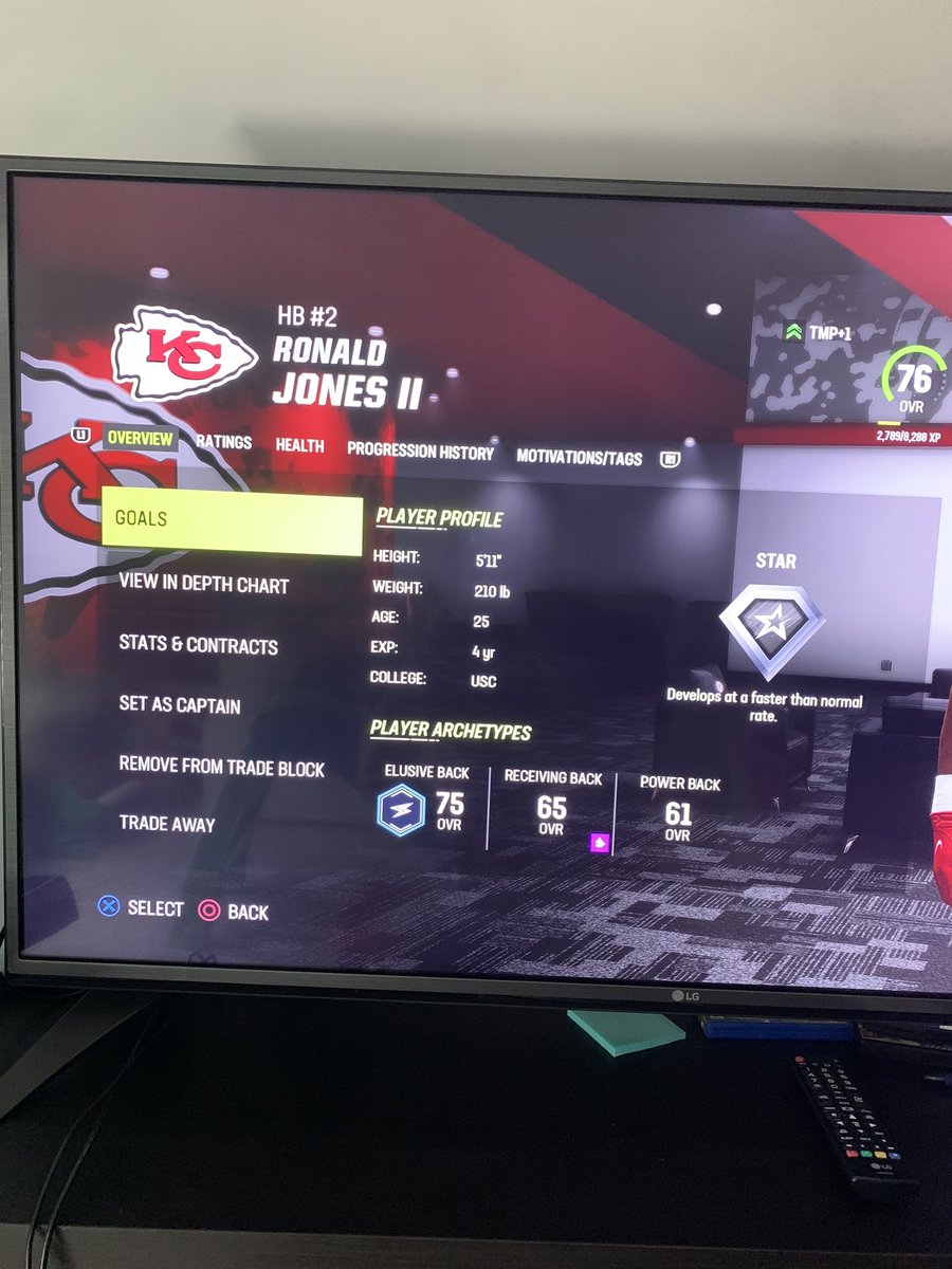 botdschiefs23's tweet photo. 3rd round pick and he’s yours or solid TE. https://t.co/zt7wvkFyQN