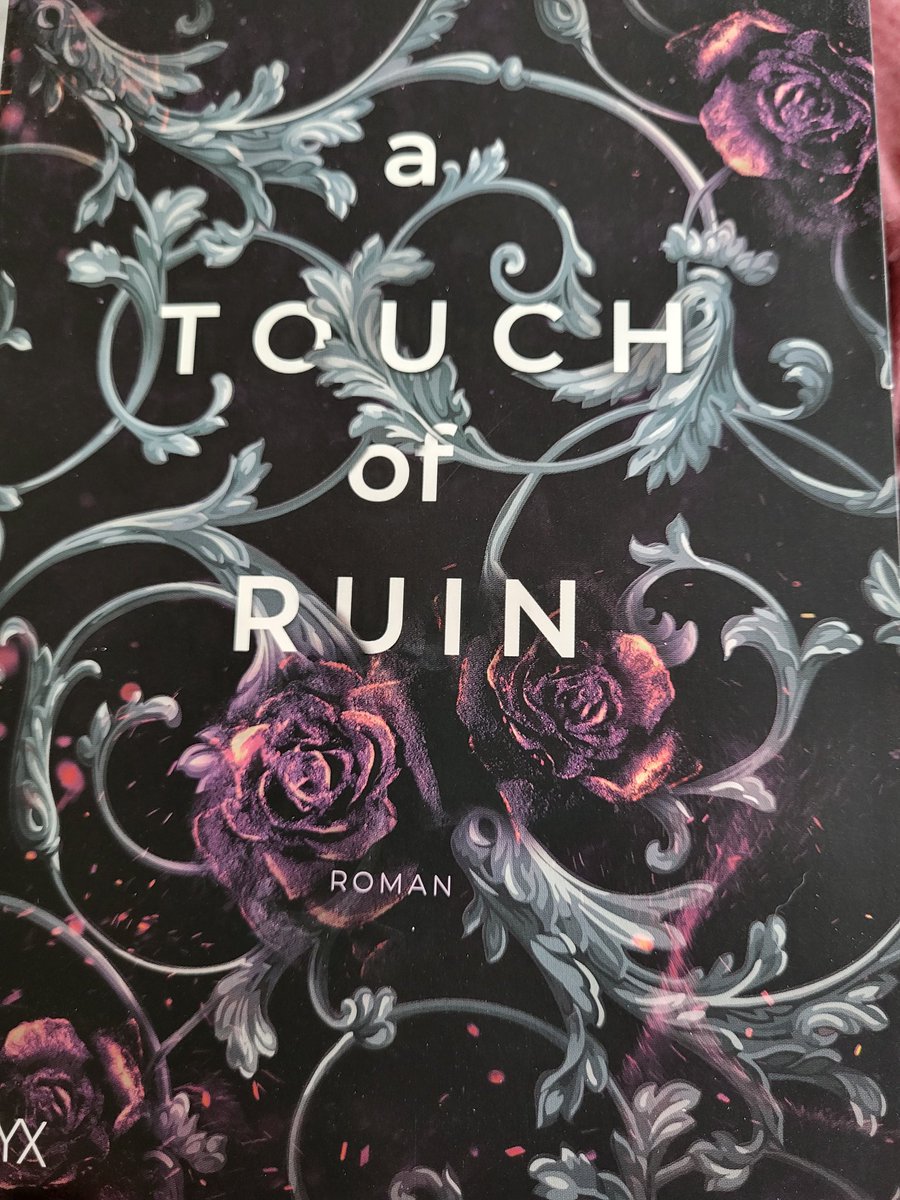 Finally, the story between Hades and Persephone continues.🥰🥰

#Atouchofruin #hadesandpersephone #scarlettstclair