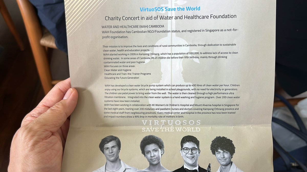 CurtisSChin's tweet photo. #Singapore 🇸🇬: It’s not just the @MilkenInstitute #MIGlobal Asia Summit &amp; #F1 that have come roaring back. So great to see charitable &amp; music events too. A shout-out to opera singer @seialee who opened her home to #EricNam, 🙋🏻‍♂️ &amp; others for a #Virtuosos musical benefit for 🇰🇭💧🩺 https://t.co/9kn5Rpa68i
