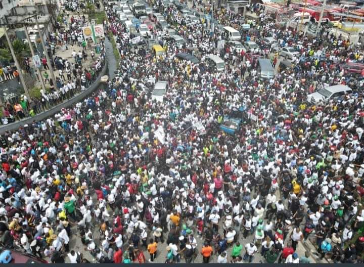 This is NOT a 4million man march for #ObiDatti #OBIdient #LabourParty 

This is a REVOLUTION!