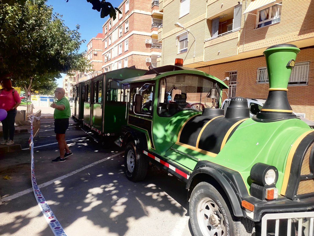 muestravillena's tweet photo. 👉🏻Os recordamos que desde las 17h podréis disfrutar de #Villena gracias a nuestro tren turístico🚂 #MuestraVillena22 https://t.co/mDdpumEZxz