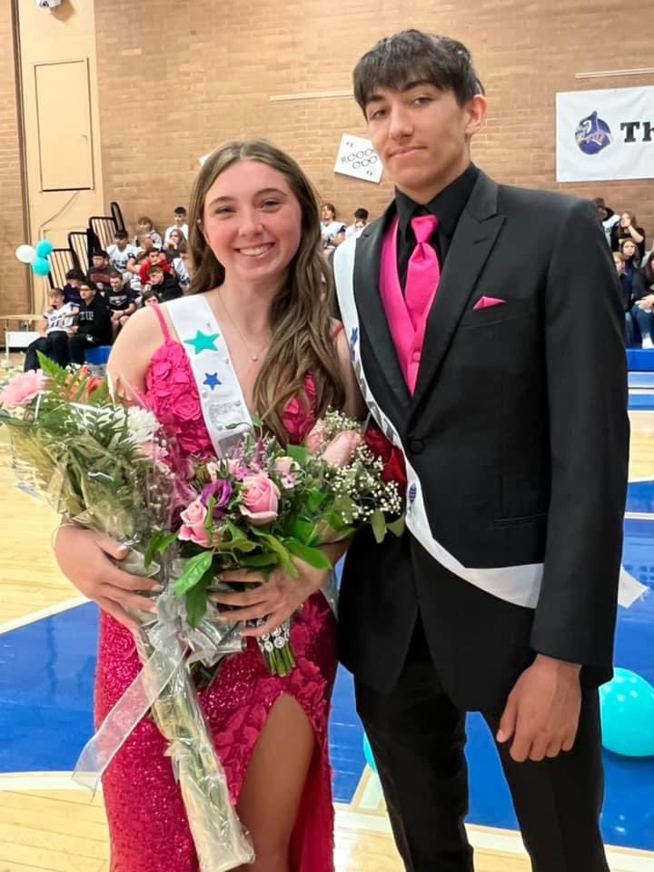 Best of luck to <a href="/delaniedavison8/">lanie davison</a> at Homecoming.  Have fun today!