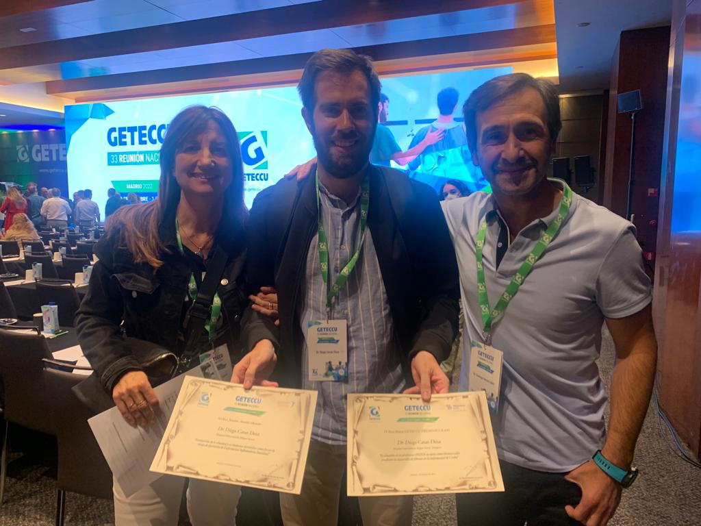 DiegoCasas8's tweet photo. Increíble final de #GETECCU22. Volvemos a @digestivoservet @adipofat con una beca básica y la beca Antonio Obrador de epidemiologia. Ahora toca trabajar y hacernos merecedores de este honor!! @santigarcial @raquelvicenteli @Hosp_MServetEII https://t.co/NMJSCMkgEh