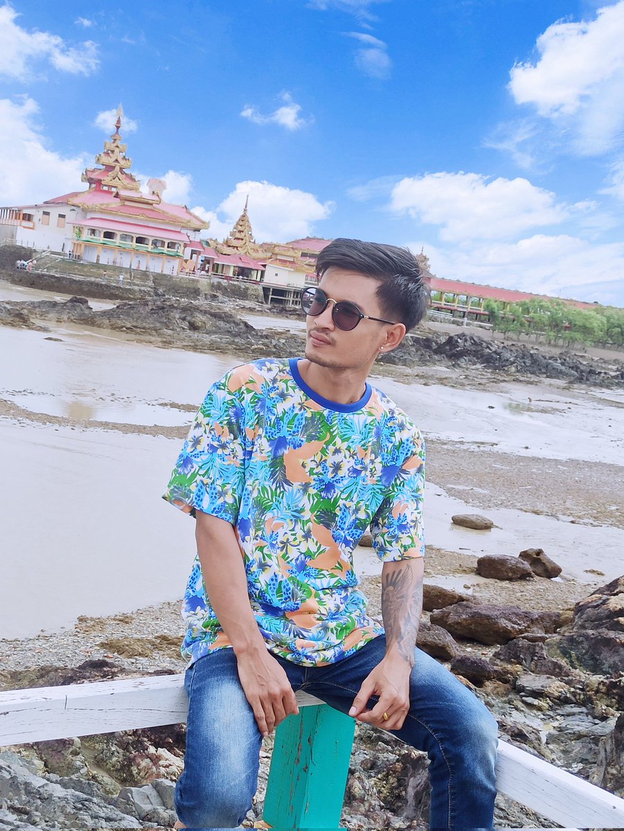 YeTwayAung's tweet photo. Hi https://t.co/6QfFna333T