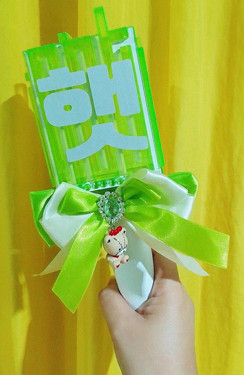 Cherry_Charie's tweet photo. WTS I POP U CON
Lightstick ribbon for Neo and Leek bongs! 💚💚💚
Preorder 📥
Price: 150
MOP: Gcash (for shipment buyers)
Cash (for those who want meet up in I POP U concert on Oct. 21
MOD: SCO/GGX/ MEET UP in I POP U con💚
DM me
#IPOPU22MNL
#NCTDREAM
#WAYV https://t.co/qENmtm84PB