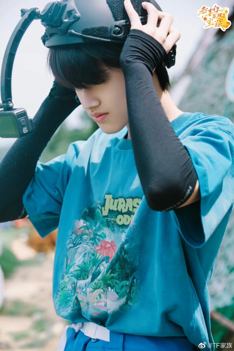 TF_FamilyTH's tweet photo. 📺 221001 TF家族 Weibo 3/1

《恭喜你发现了宝藏》EP.6
Full https://t.co/a6IpeTgNnx

#朱志鑫 #ZHUZHIXIN
#苏新皓 #SUXINHAO
#左航 #ZUOHANG
#张极 #ZHANGJI
#TF家族 #TFFamily https://t.co/etI6CKwIJD