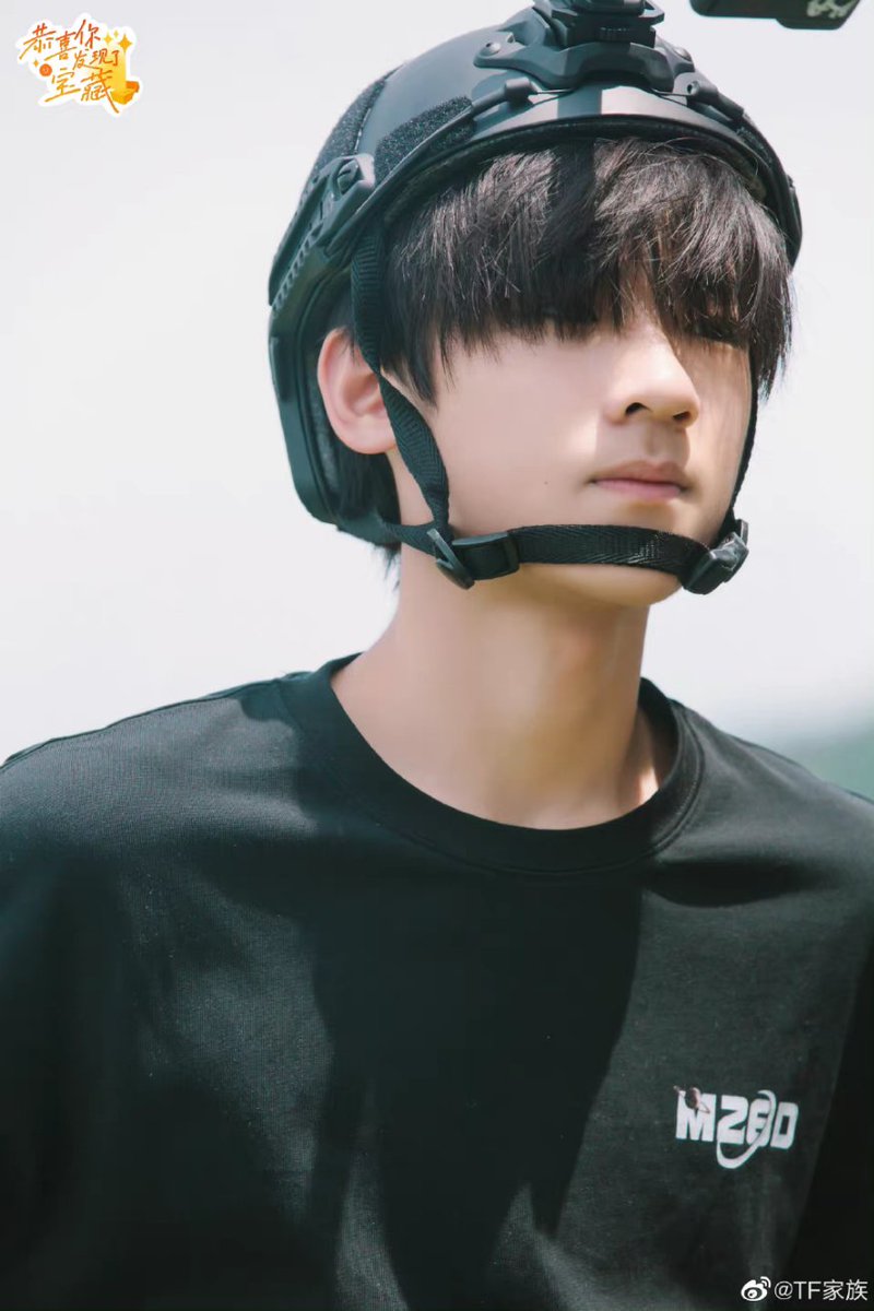 TF_FamilyTH's tweet photo. 📺 221001 TF家族 Weibo 2/3

《恭喜你发现了宝藏》EP.6
Full https://t.co/a6IpeTgNnx

#张泽禹 #ZHANGZEYU
#张峻豪 #ZHANGJUNHAO
#余宇涵 #YUYUHAN
#童禹坤 #TONGYUKUN
#TF家族 #TFFamily https://t.co/qLvsXzvVX0