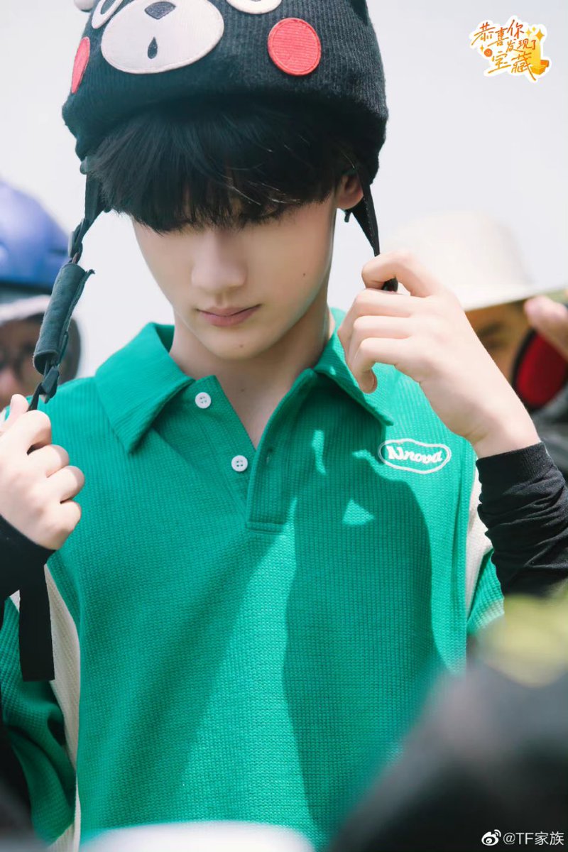 TF_FamilyTH's tweet photo. 📺 221001 TF家族 Weibo 2/3

《恭喜你发现了宝藏》EP.6
Full https://t.co/a6IpeTgNnx

#张泽禹 #ZHANGZEYU
#张峻豪 #ZHANGJUNHAO
#余宇涵 #YUYUHAN
#童禹坤 #TONGYUKUN
#TF家族 #TFFamily https://t.co/qLvsXzvVX0