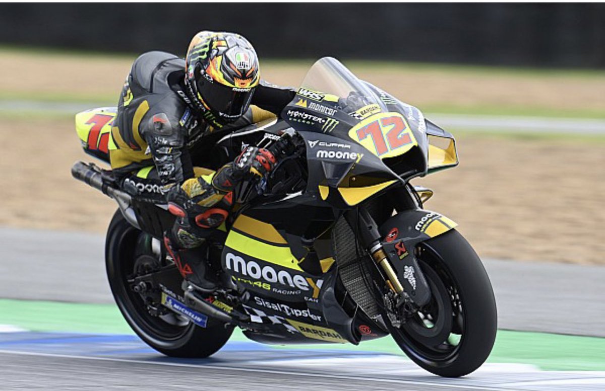 AFICIONAUTOS's tweet photo. 🏁 @MBezzechi con su #Ducati del #TeamVR46 se quedó con la pole del @MotoGP de Tailandia en Buriram.
@_ancar17 @MelaraJorge @RicardoMolina55 https://t.co/ueg8gwLKBa