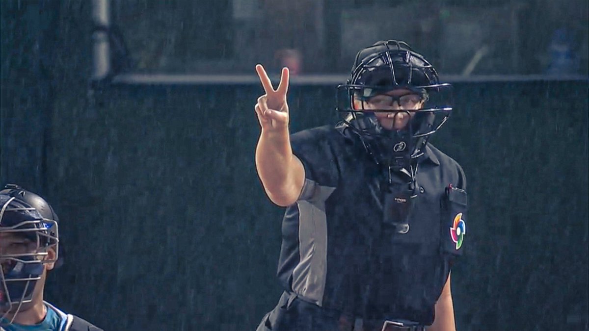 BaseballOntario's tweet image. BREAKING BARRIERS: Congratulations to our own Lisa Turbitt for being the first female umpire to work the @WBCBaseball when she worked the plate during the Pakistan, Argentina WBC Qualifier!

#OBAProud • #GrowingTheGame