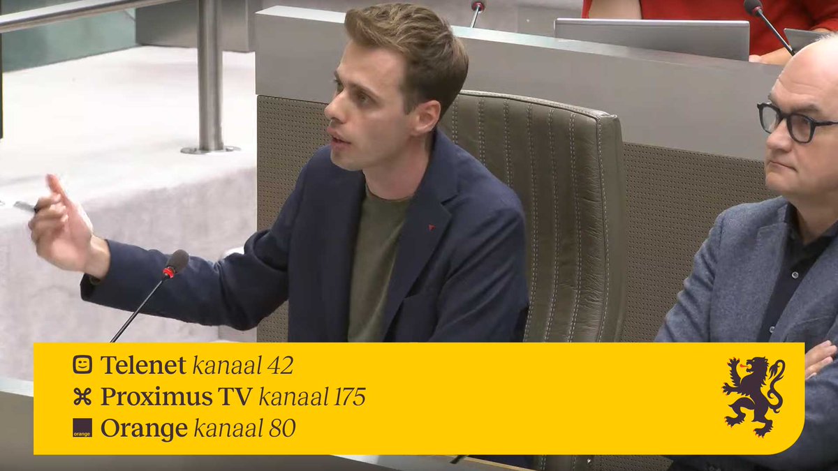 💬“Beste Vlaamse regering, halveer jullie ministerlonen en gebruik dat geld om de mensen te ondersteunen. Misschien brengt dit jullie dichter bij de realiteit die de mensen vandaag meemaken", zegt <a href="/JosDHaese/">Jos D'Haese</a> (<a href="/pvdabelgie/">PVDA België</a>)

📺Volg het volledige debat nu live op Vlaams Parlement TV