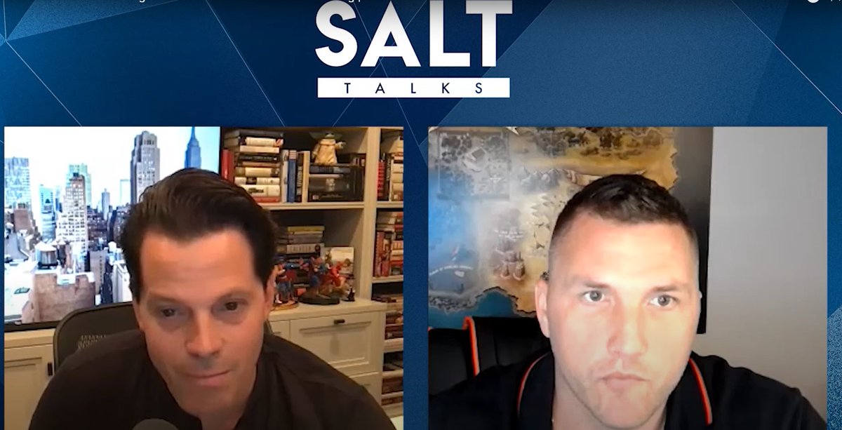 TheAltcoinMan's tweet photo. A wonderful conversation between @Scaramucci and @VulcanForged CEO @JamieThomsonVF about the @SkyBridge investment and the vision of $PYR.
Watch the whole video here: https://t.co/GMbeV7yQ13
#Metaverse #GameFi #SALTtalks https://t.co/4irC5Jq5Pc