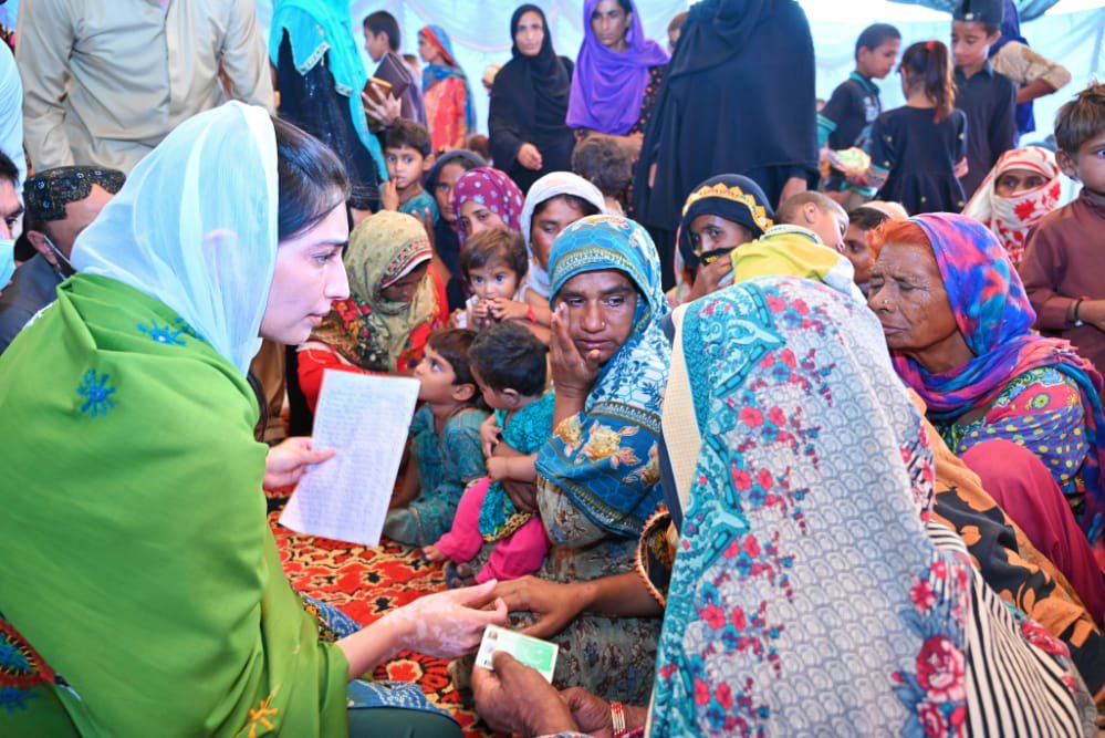 AseefaBZ's tweet photo. One constant I saw in every camp is how much these women depend on BISP. During the floods direct cash transfers have been the most effective form of support. It needs to be continued &expanded to ensure these women have the financial independence to shape their own lives #Moro https://t.co/6DVIByKB7e