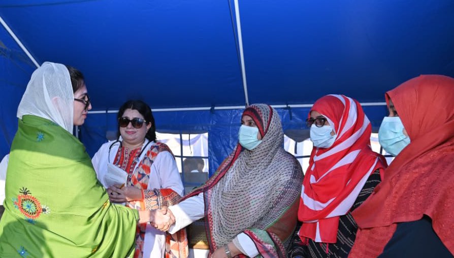 AseefaBZ's tweet photo. One constant I saw in every camp is how much these women depend on BISP. During the floods direct cash transfers have been the most effective form of support. It needs to be continued &expanded to ensure these women have the financial independence to shape their own lives #Moro https://t.co/6DVIByKB7e