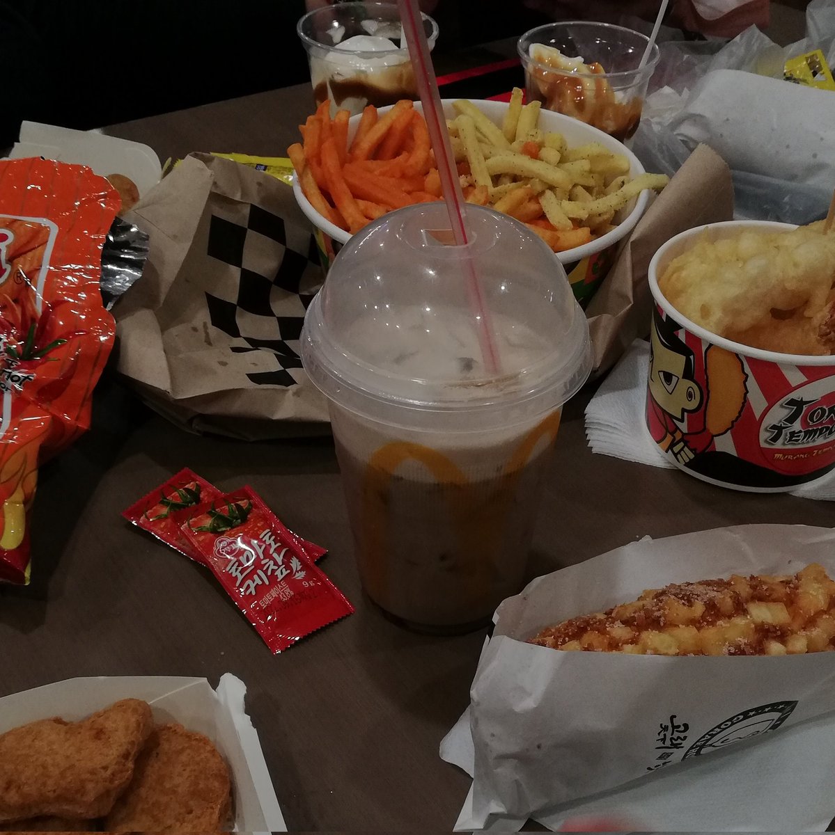 99RYKJ's tweet photo. dump  for  this  week  :] https://t.co/9Oo8xdpY9Y