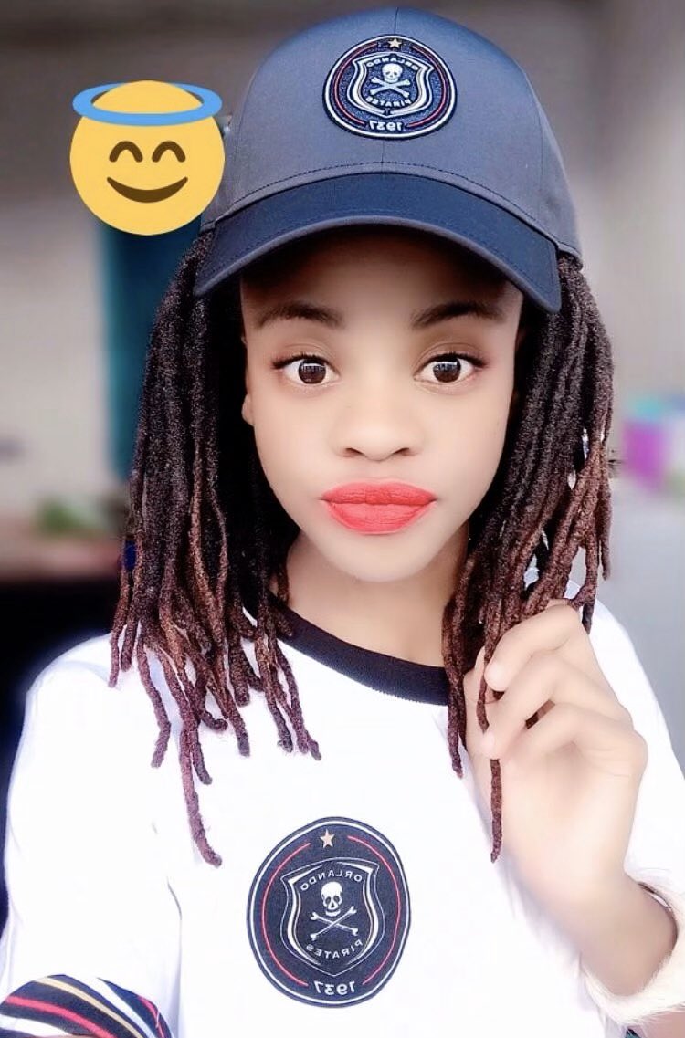 phindarh's tweet photo. #MTN82022 🔥#orlandopirates #MTN8  @MTN8 @MTNza @orlandopirates #MTN8 ☠️♥️ https://t.co/VFedupD2S2