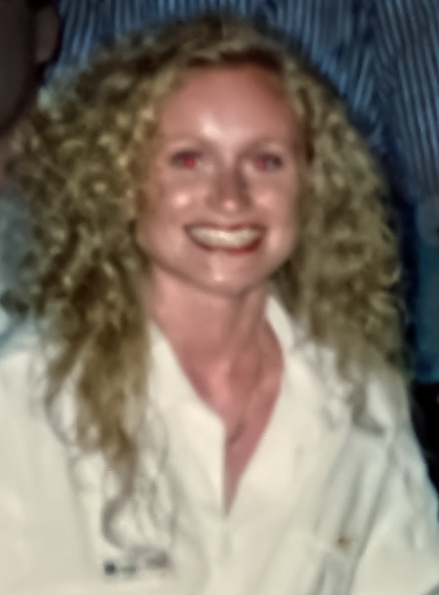 MartineScannel1's tweet photo. 1986 and I start my career, 36 years later and I've now retired. I've had an amazing and exciting career working in different countries across the globe, both private and the public. Thank you to all those who supported my journey. 
#Retirement #Newpassions #Newadventures https://t.co/zxWWVfPsku