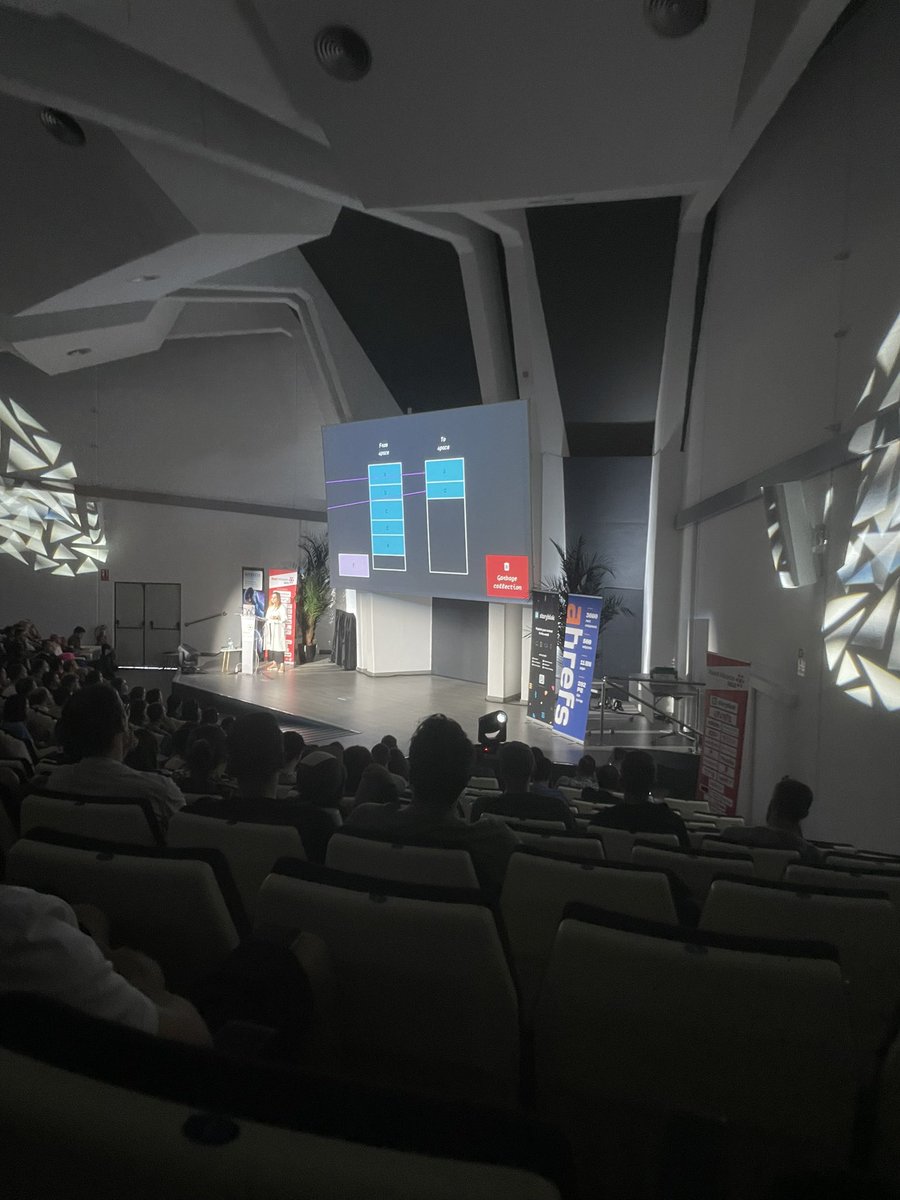 Learning how garbage collection works under the hood with <a href="/krambertech/">Kateryna Porshnieva</a> <a href="/ReactAlicante/">ReactAlicante ⚛️🌞🥘</a>