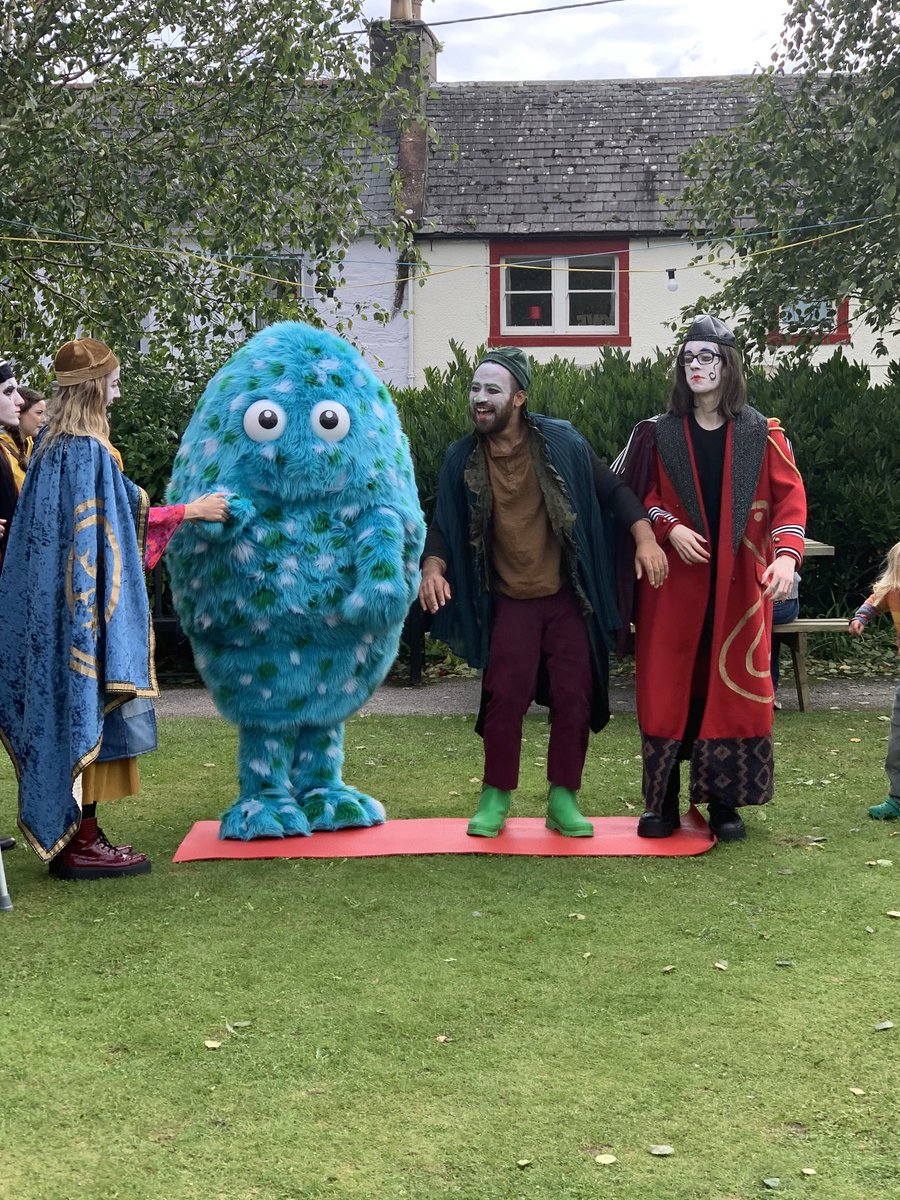 carolyn_Yates's tweet photo. #WigtownBookFestival #Bippity #BigWig #PerformanceCollectiveStranraer https://t.co/0xCCcdIyjX