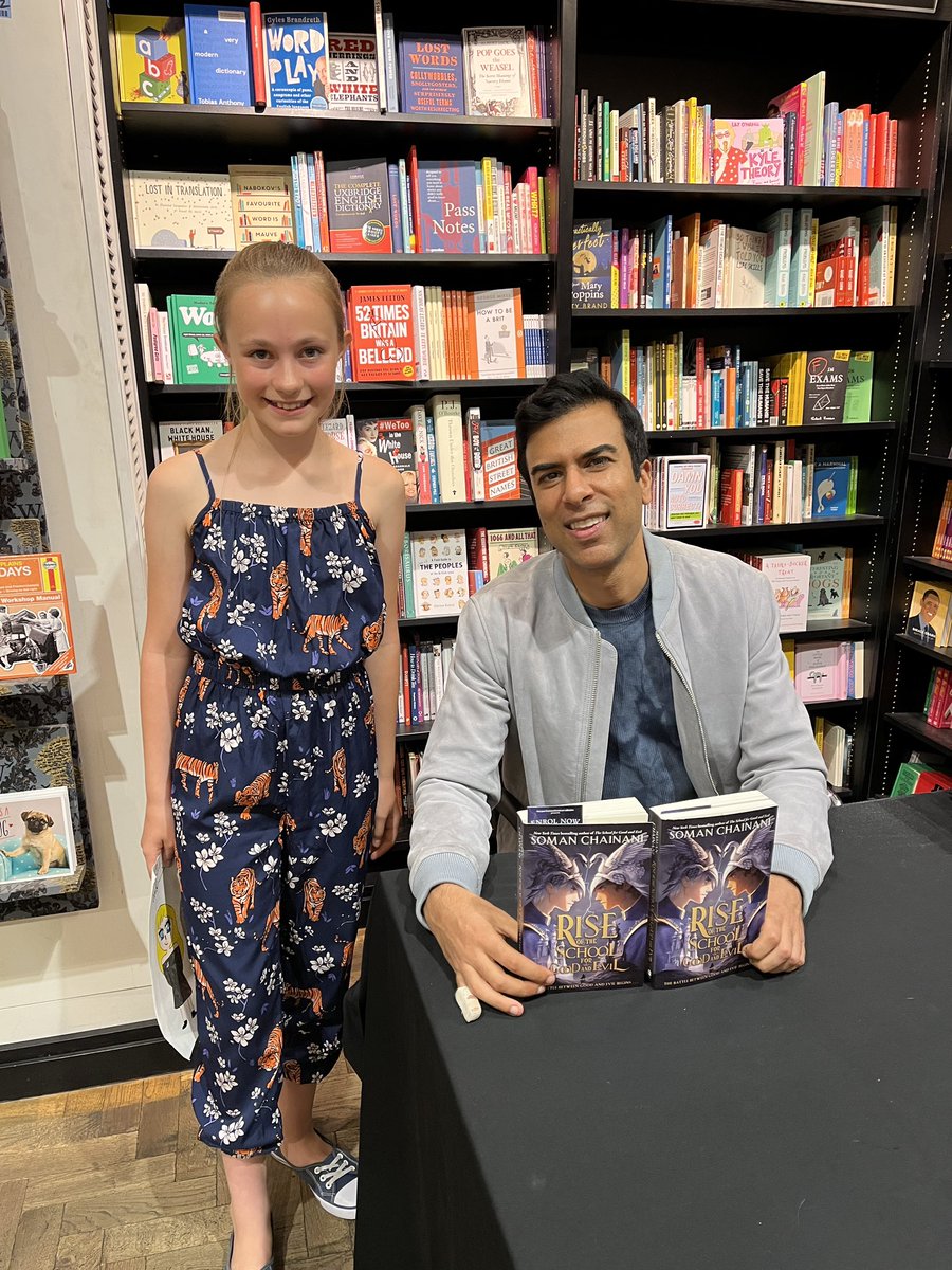 Hi <a href="/SofiaWylie/">Sofia Wylie</a> - Caitlin would absolutely love to meet you and add your signature to her artwork - <a href="/SomanChainani/">Soman Chainani</a> and lots of the cast signed it in July - is the screening location secret or is there a chance fans could see you somewhere?🤞🏼The ticket winner is so lucky!❤️