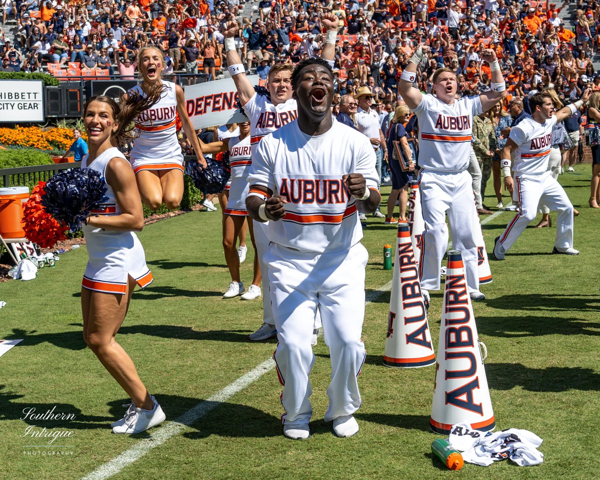 Game day!!! Are you as excited as we are?! See you soon! #WarEagle 📷: <a href="/SouthernIntrig1/">Southern Intrigue Photography</a>