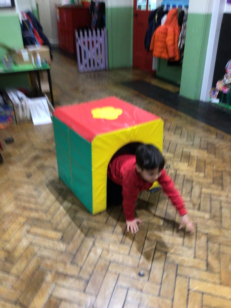 TerraceRoad's tweet photo. A busy week in #TRPJellyfish and #TRPTurtles. We’ve been collaging the colour monster, listening to instructions, learning new sounds and painting pictures of bears #TRPllc #TRPhwb https://t.co/4nwljJetew