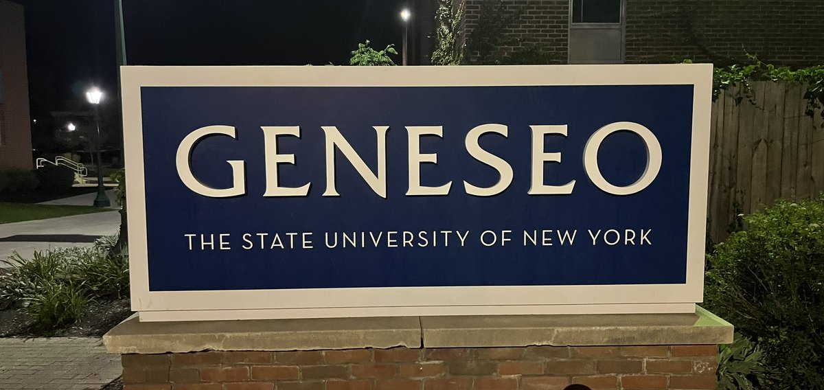lax1003's tweet photo. Back in town after 30 years #weird #sureal #alumniweekend @SUNYGeneseo https://t.co/xXVtddjiJp