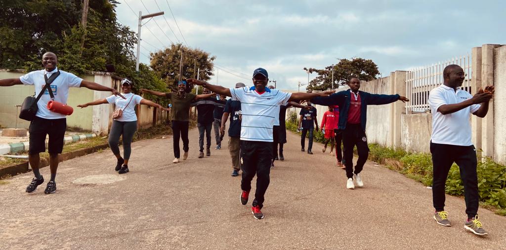 KwaraOnTop's tweet photo. Mild to moderate regular exercises not only promote good health but also psychological stability. Today, WHO in collaboration with KSPHCDA not only advocate and "talk" about regular exercises but also did 5.5km "walking" @WHONigeria @WMulombo @CWarigon @ChimbaruAlex @Zeenahzeenat https://t.co/WepdeWcKJ5