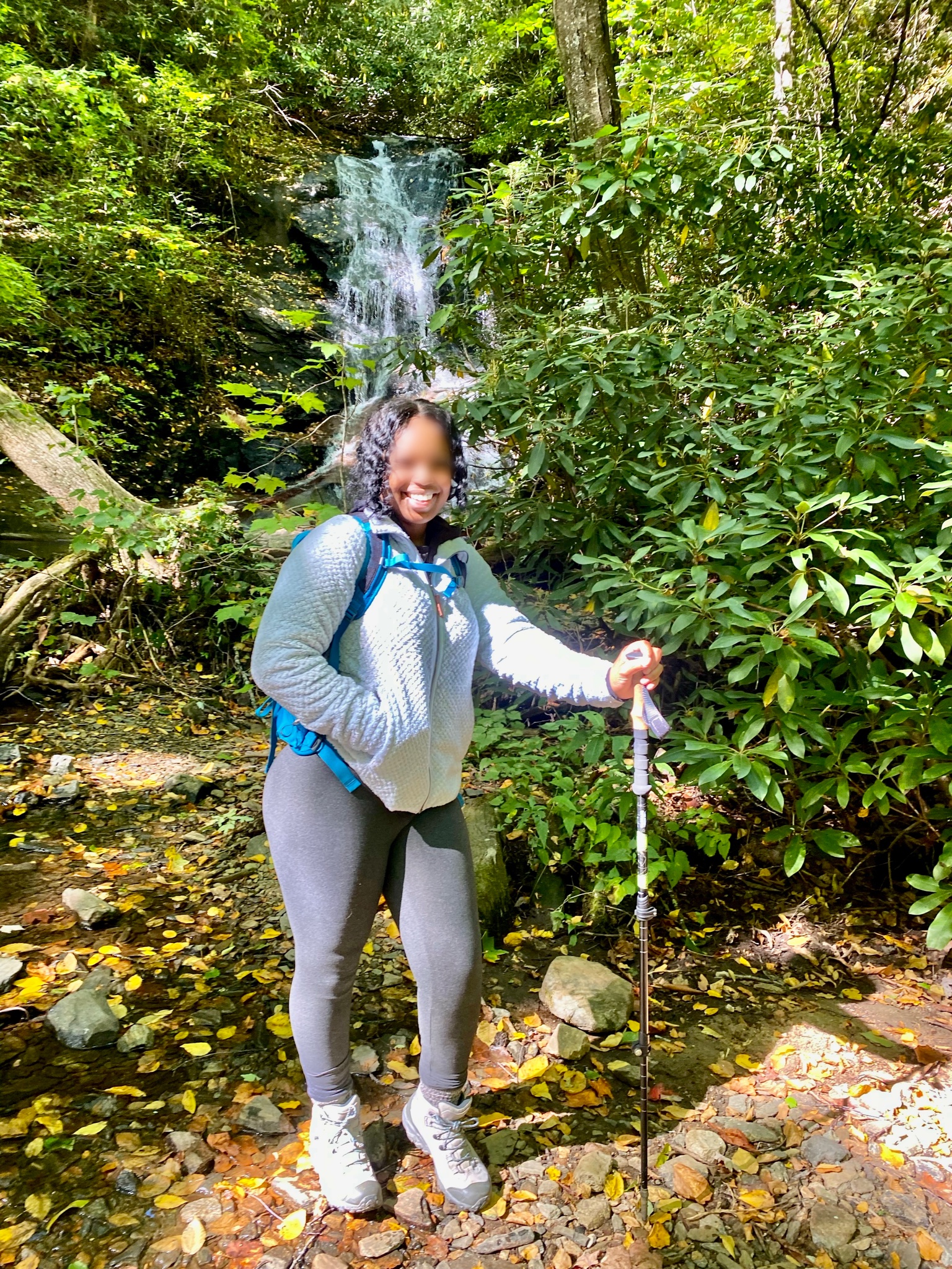 Alexandria Lowe BDay MONTH 🎉🎈 on Twitter "[ Inserts cute hiking