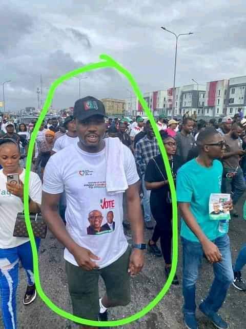 RealBanwoMayowa's tweet photo. No more political landlord in Lagos. No more "Eko Fe lo sun" has been credited to @officialABAT
#4MillionMarch4PeterObi #surulere #Benin #EndSARS #Warri #Seun #Gombe #KwaraState #NewNigeria #PDPandAPC #Bauchi #Lekkitollgate https://t.co/GSNLGE7KsG