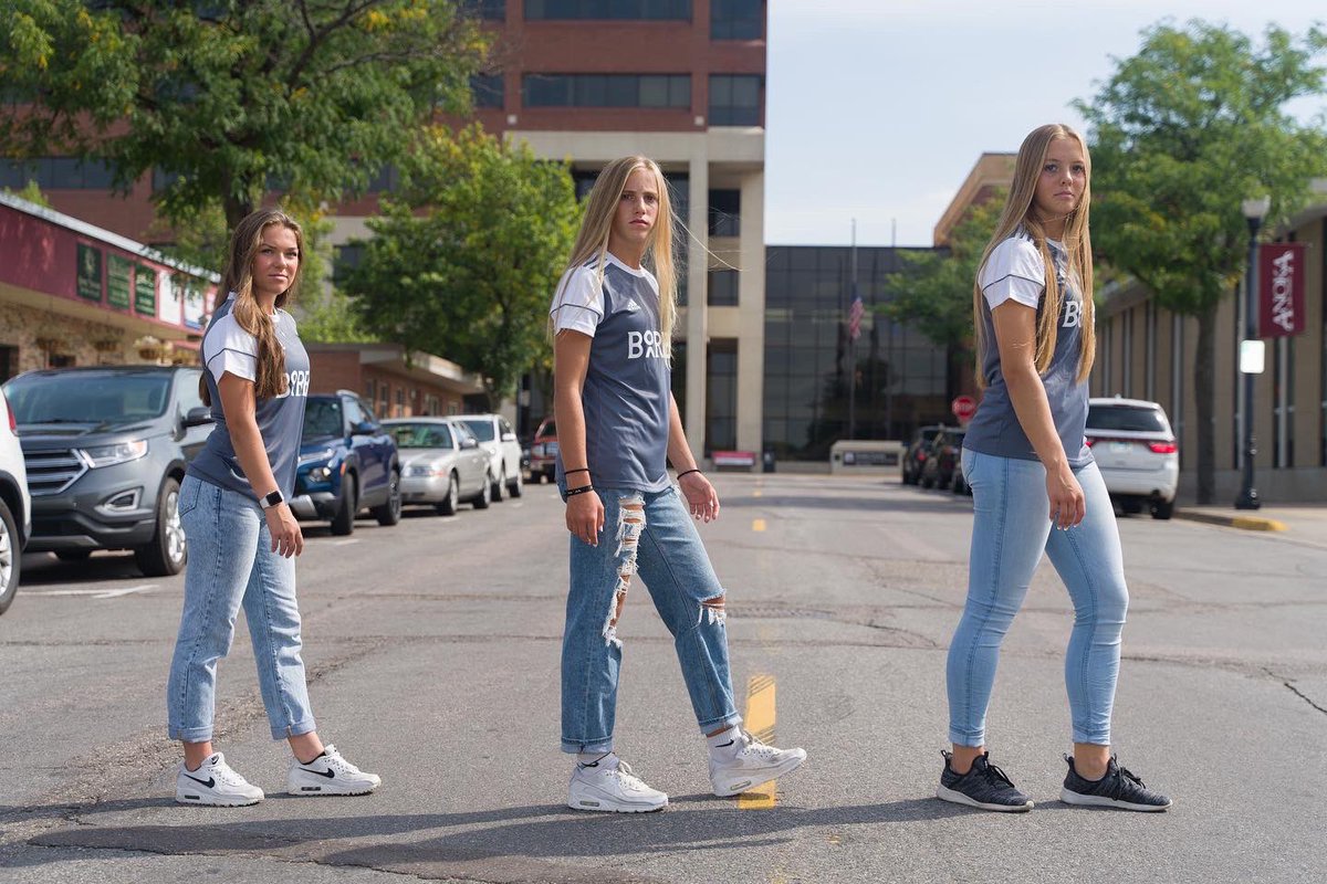borealfcmn's tweet photo. π’ New Kits Released; Check Out the π Boreal uniform kits; in October, we will feature one of our new kits each day #boreal #uniformswag #runthenorth #getonourlevel #designervibes #thatinstashot #classiclooks #rollpines #newcolor #wearethenorth https://t.co/GITZumc52W