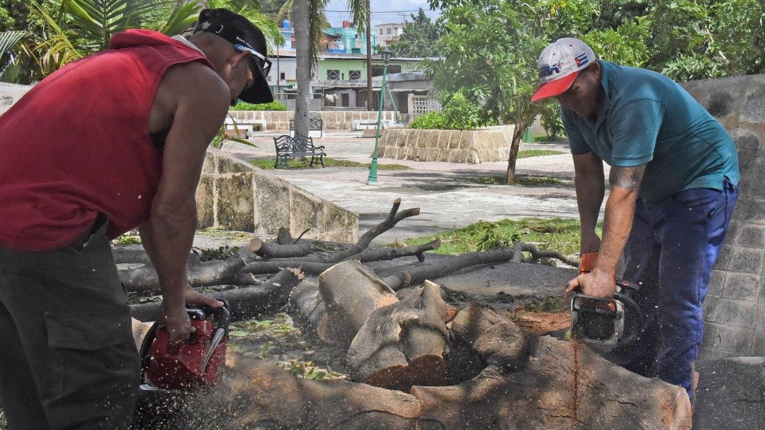 Octubre será nuevamente un mes de batallas y victorias, en el que centraremos todos los esfuerzos en la recuperación tras los daños causados por el huracán #Ian, lo que requerirá entrega, organización, sensibilidad y disciplina. #Cuba #UnidadYContinuidad #CubaViveYTrabaja