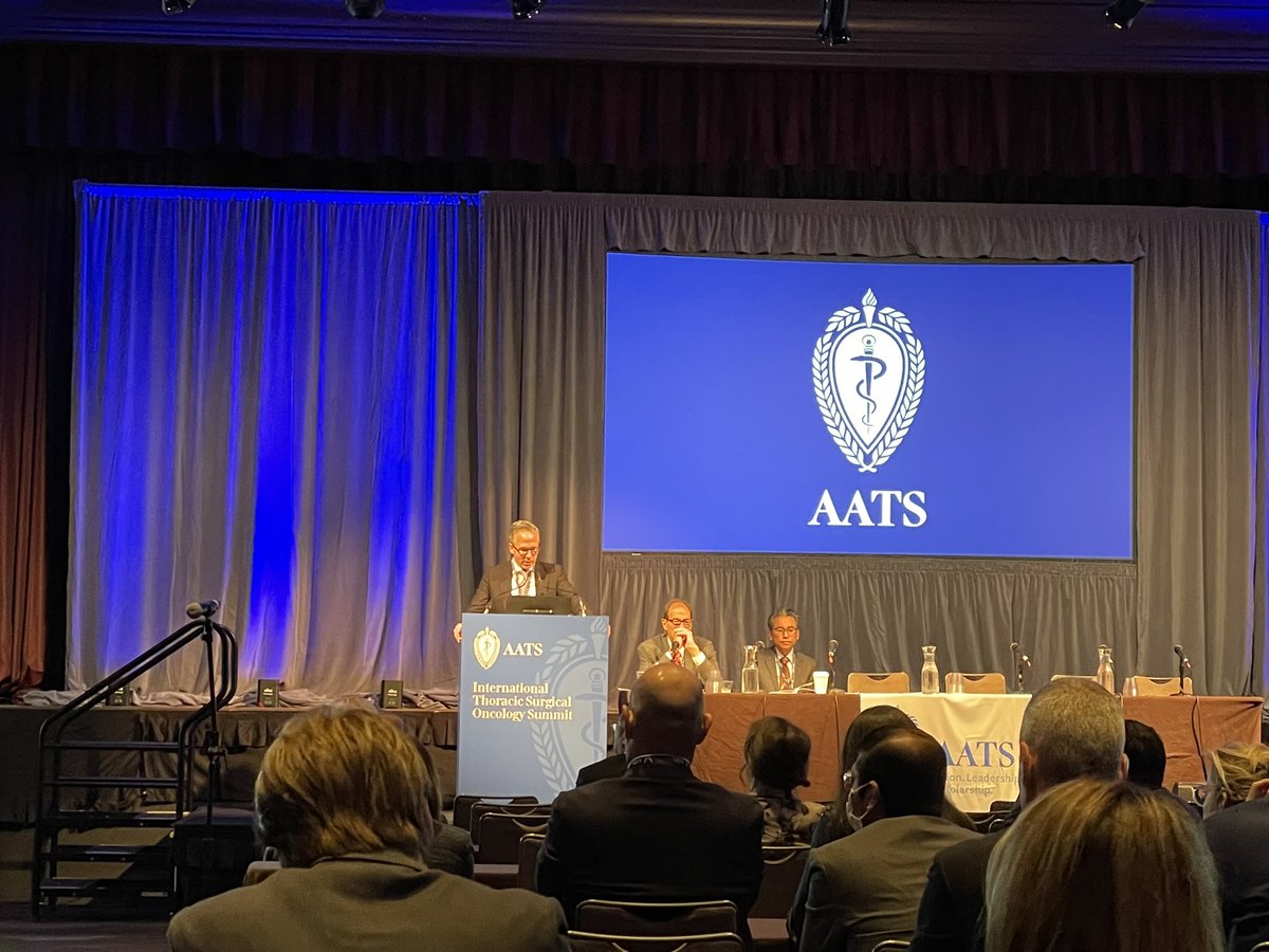 NanGe_MD's tweet photo. Dr. Brendon Stiles presents The #AATS Consensus Document. About Neoad vs. Adjuvant, most of the members agree neo(Chemo-IO) is better. @AATSHQ #ITSOS https://t.co/1LwYTyEyFV