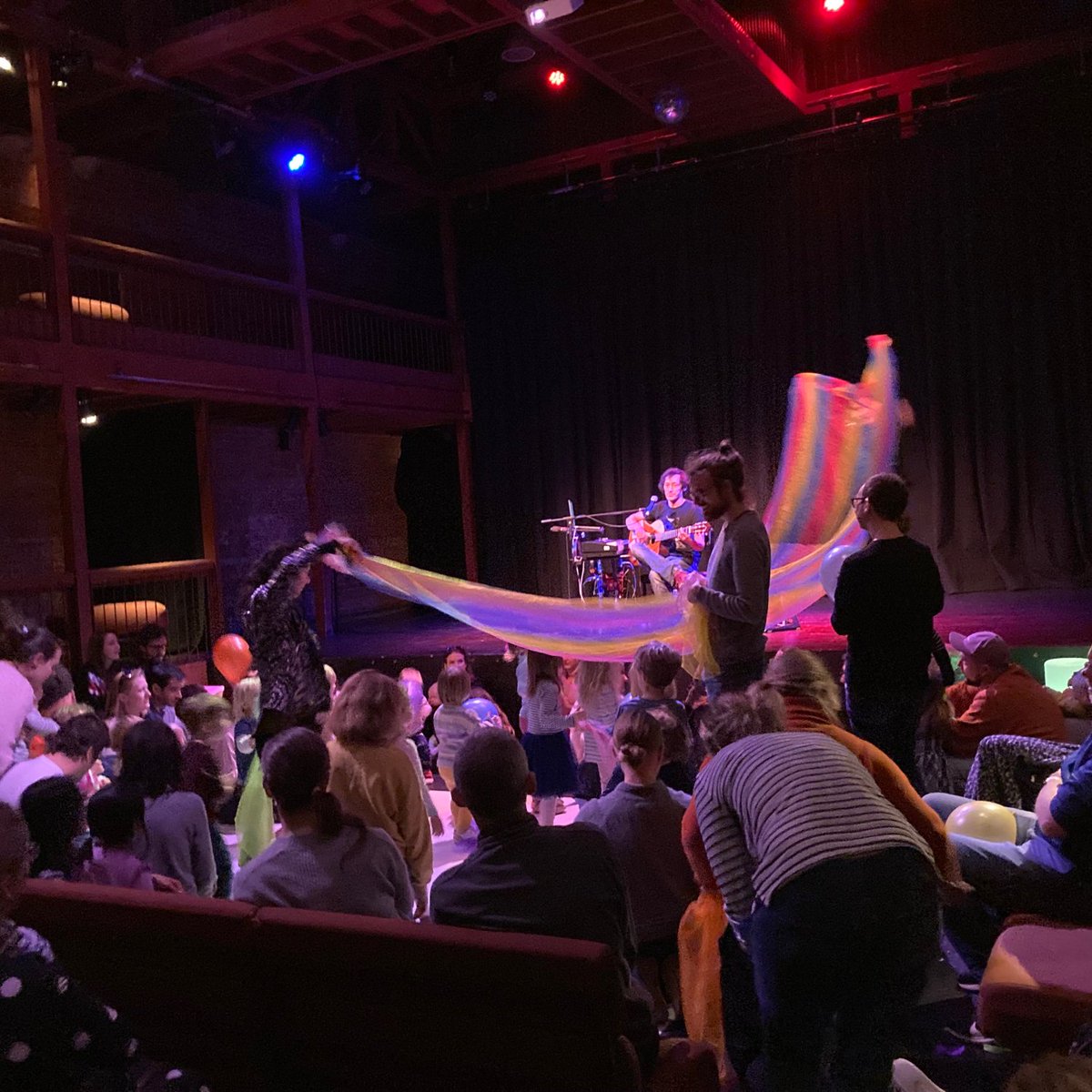 tinyideasoxford's tweet photo. We’ve had a wonderful time at two busy Wonder Gigs by @filskittheatre at @thenorthwall today! Relaxed music and play for the whole family to enjoy! #tinyideas2022 https://t.co/8VgMg8CClN
