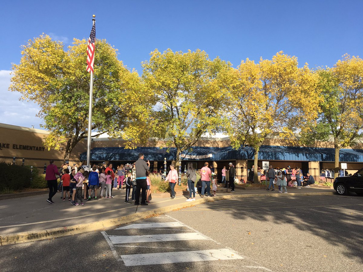 GleasonLakeWPS's tweet photo. Friday’s Fall Festival! https://t.co/FIVAAOOIvw
