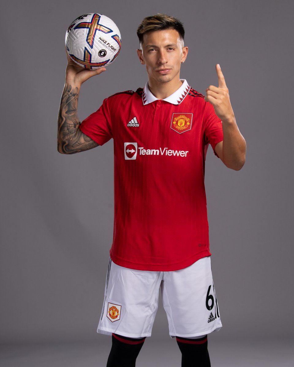 ManUtd_Es's tweet photo. Un día. https://t.co/tNxyiTxZmU