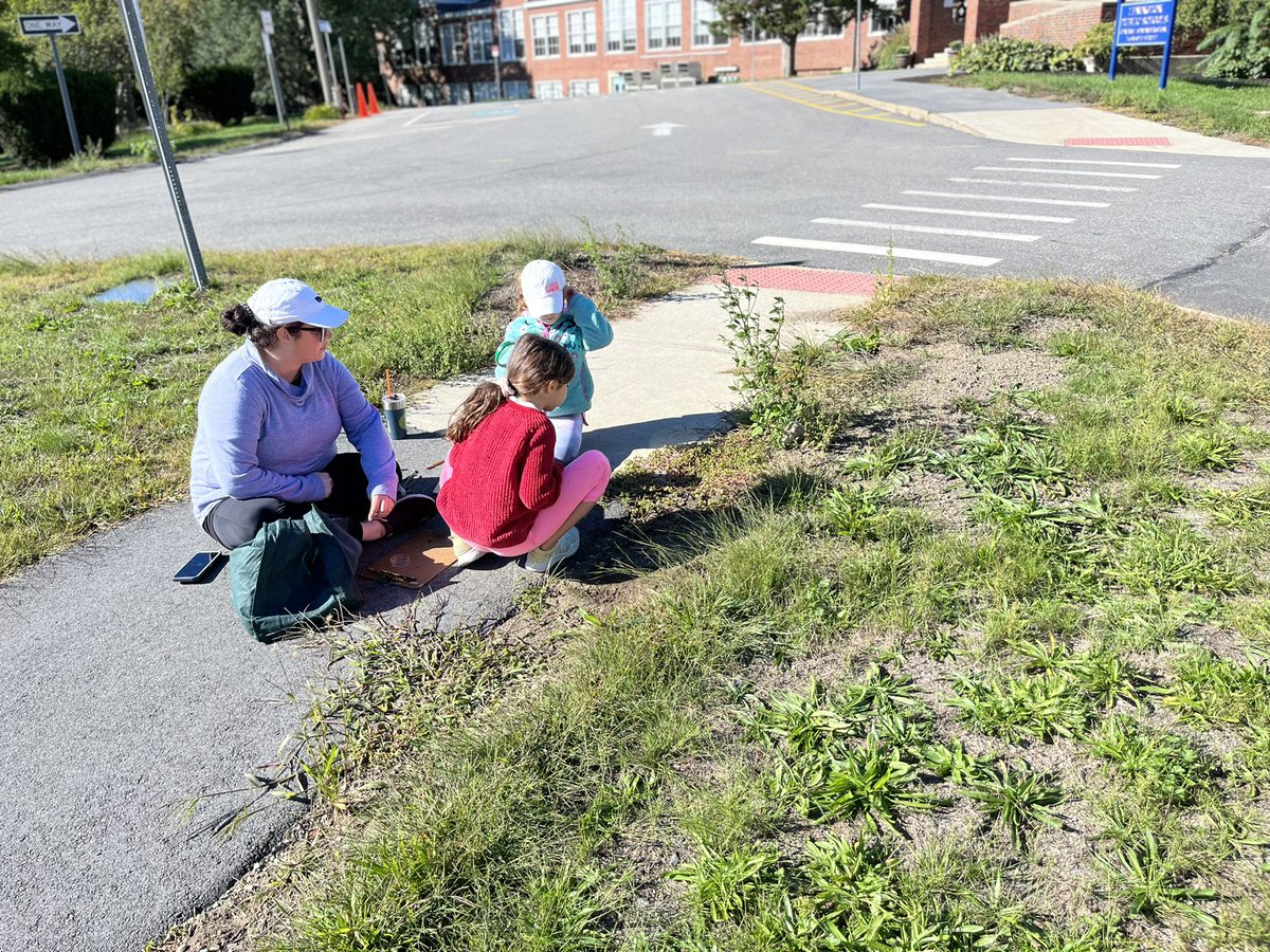 Big Backyard Program (@bbylexma) on Twitter photo It was a beautiful fall day for Ms. Evanson’s class to be out exploring soil during Big Backyard. #bbylexma #joyinlearning @MsEvanson <a href="/lexingtonsuper/">Dr. Julie Hackett</a> <a href="/HarringtonHAWKS/">Harrington School</a> <a href="/LexK5science/">karen mccarthy</a> It was a beautiful fall day for Ms. Evanson’s class to be out exploring soil during Big Backyard. #bbylexma #joyinlearning @MsEvanson <a href="/lexingtonsuper/">Dr. Julie Hackett</a> <a href="/HarringtonHAWKS/">Harrington School</a> <a href="/LexK5science/">karen mccarthy</a>