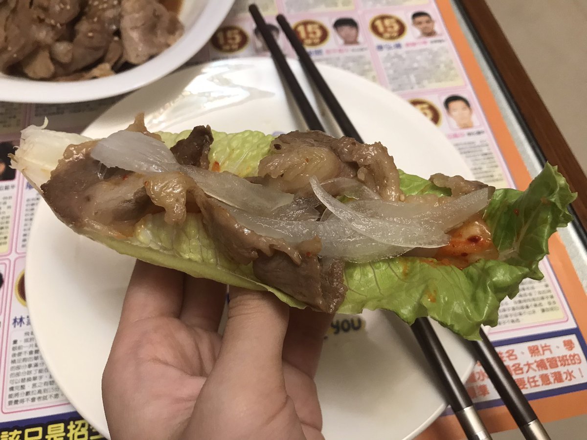 amity3712's tweet photo. 宵夜(*¯︶¯*)
燒肉星空船（ 誤 https://t.co/uWcRrNsVo9