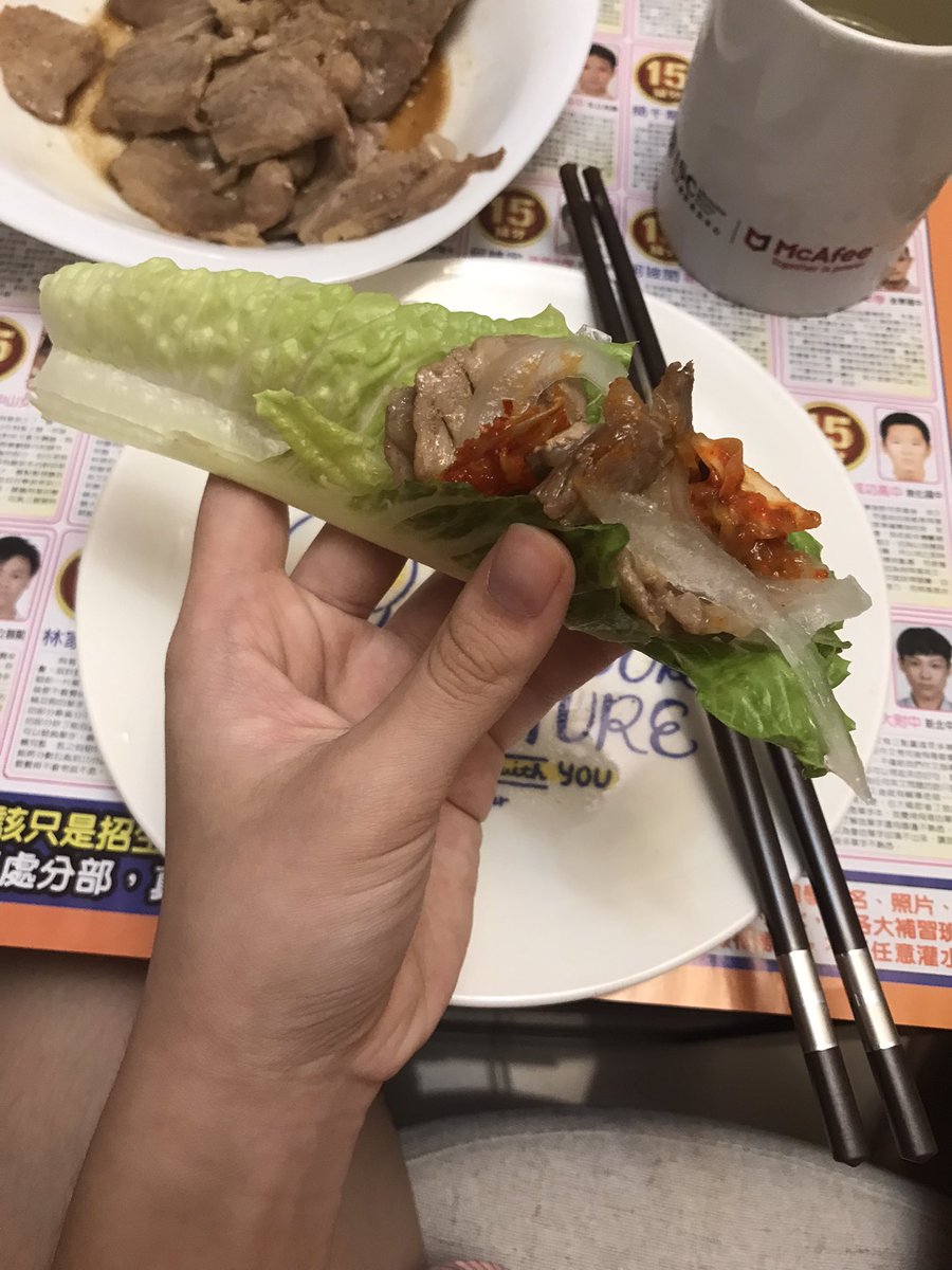 amity3712's tweet photo. 宵夜(*¯︶¯*)
燒肉星空船（ 誤 https://t.co/uWcRrNsVo9