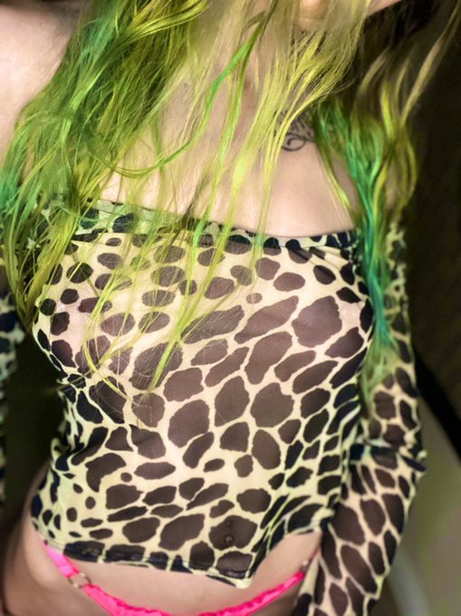 Would I get it? 💚 https://t.co/jWTSBlXgGF